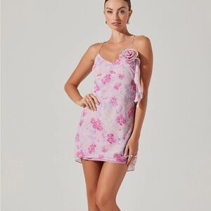 ASTR The Label Locklear Floral Mini